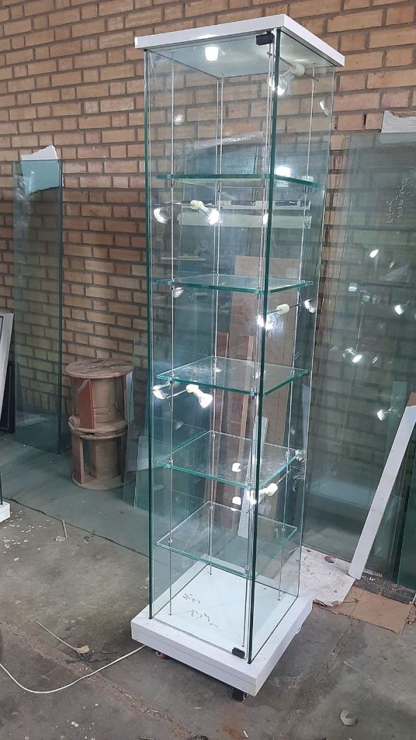 ویترین شیشه ای ثابت